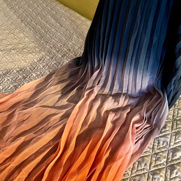 Bar III Maxi Dress Flowing Navy and Orange Sz L 10-14 Strapless Body Accentuator - Picture 3 of 12